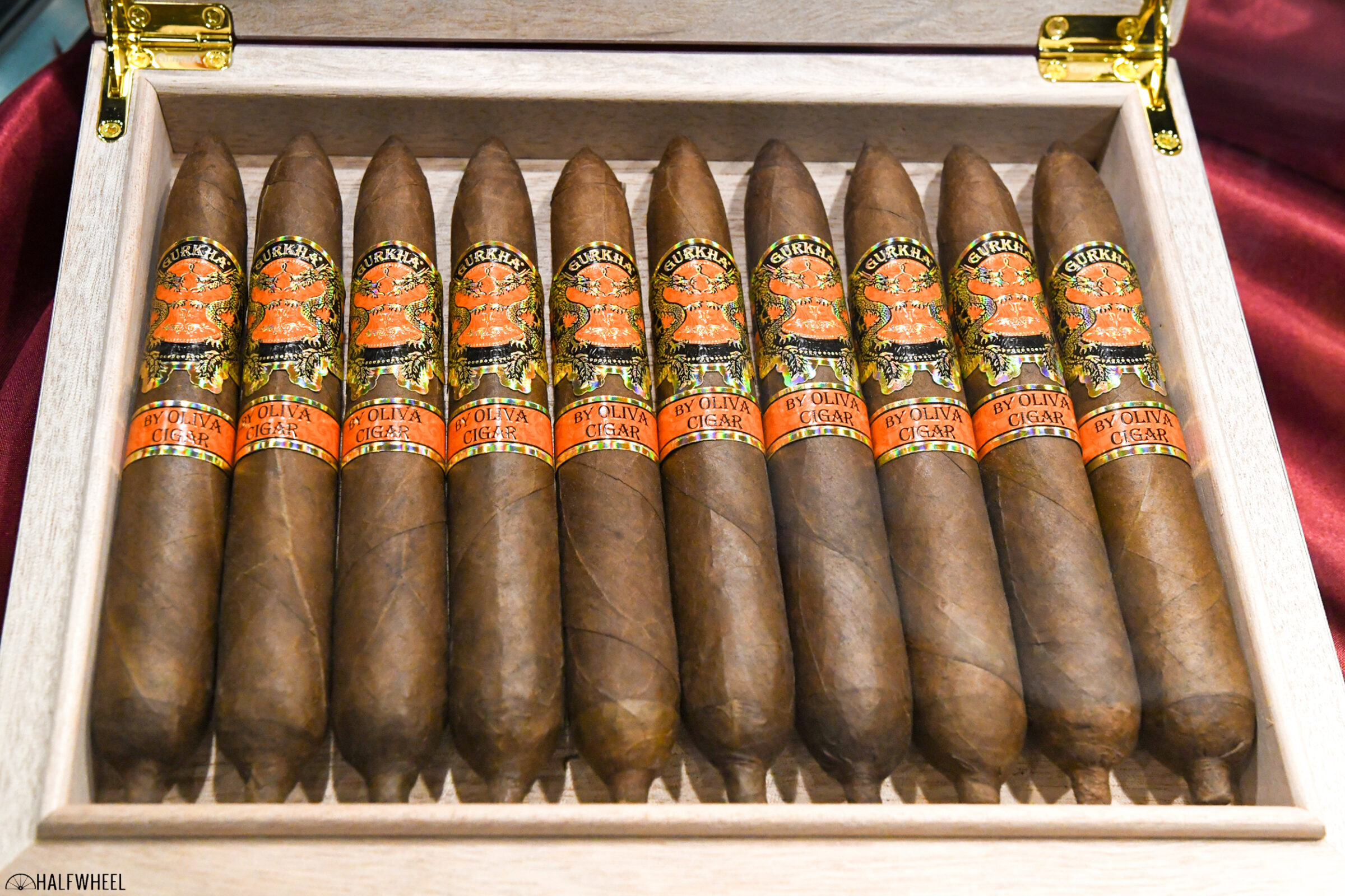GURKHA Year Of The Dragon By Oliva Cigar Ed. Limitada - Imagen 3